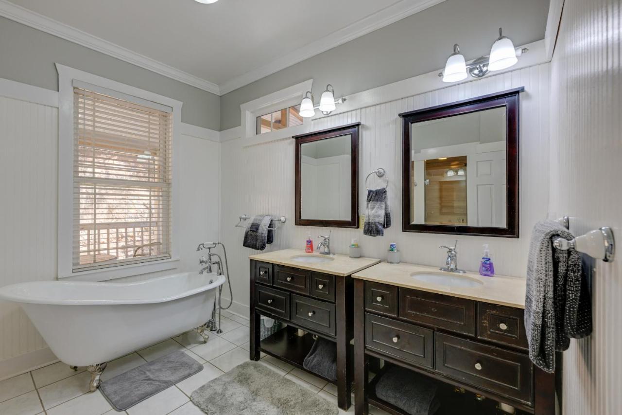 Beautiful Bryson City Home With Hot Tub And Mtn Views! Exterior foto